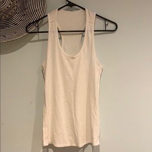 Lululemon top